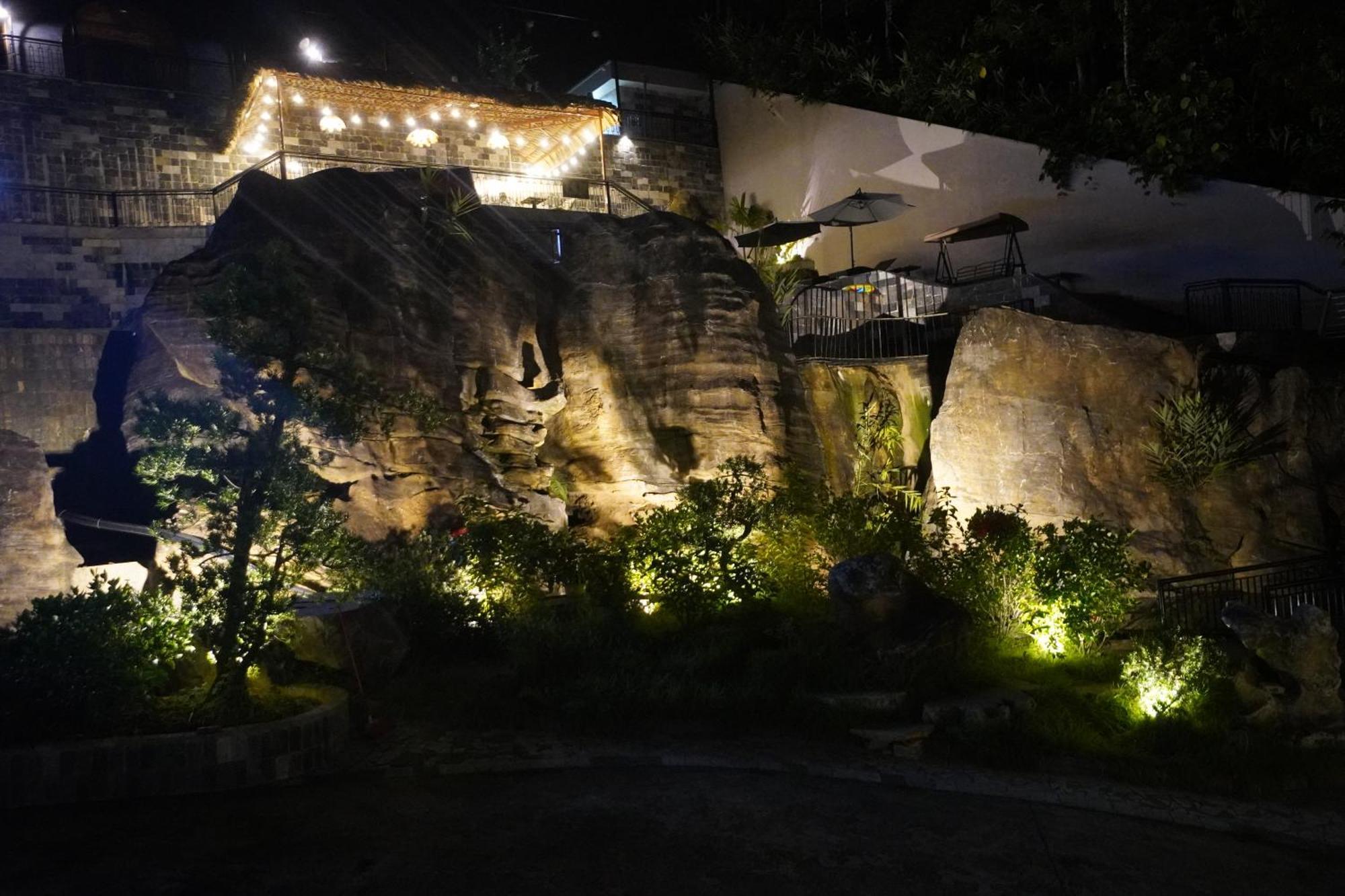 Lotus Premium Lodge - Lotus Group Tours Ha Giang Esterno foto