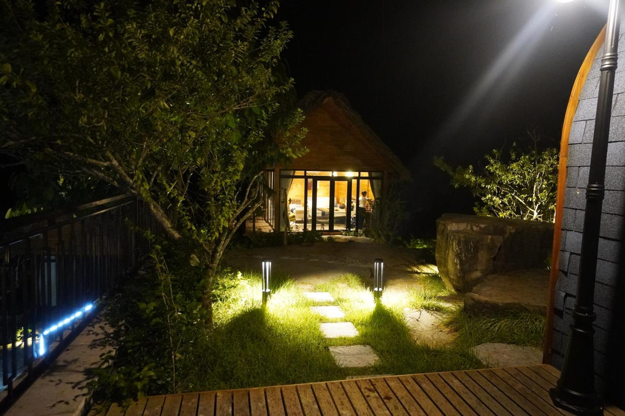 Lotus Premium Lodge - Lotus Group Tours Ha Giang Esterno foto