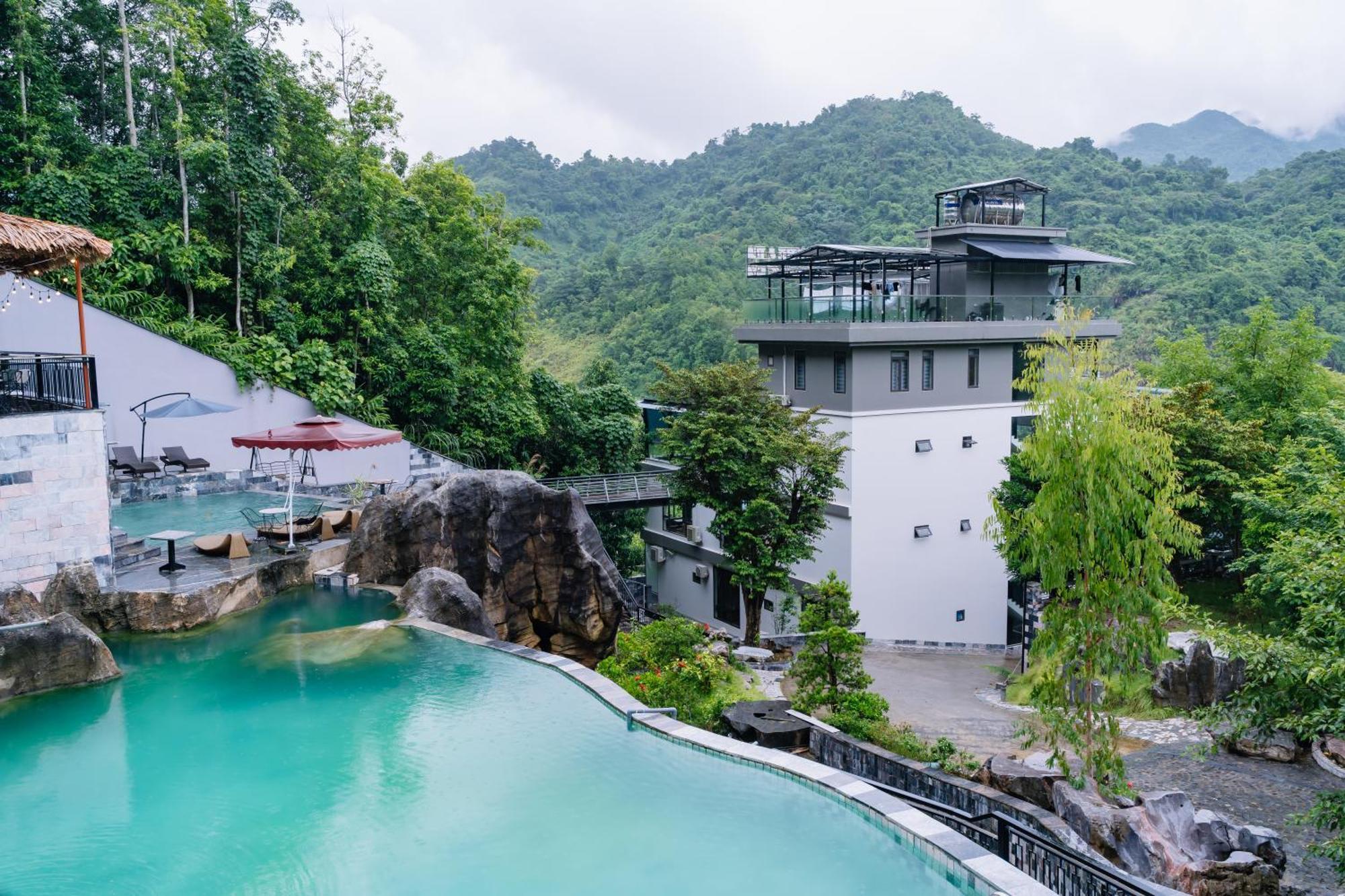 Lotus Premium Lodge - Lotus Group Tours Ha Giang Esterno foto